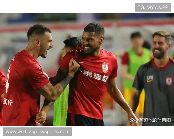 中国足球超级联赛迎来关键战役，冠军竞逐白热化，中国足球超级联赛2020赛制