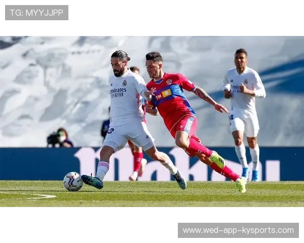 埃尔切战术板被奉为经典：如何钳制银河战舰