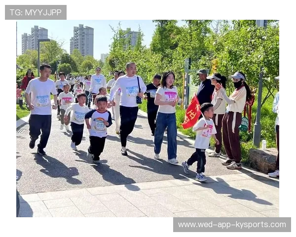 多项体育赛事推出家庭票套餐鼓励亲子观赛,亲子体育套餐家长表现 多项体育赛事推出家庭票套餐鼓励亲子观赛,亲子体育套餐家长表现